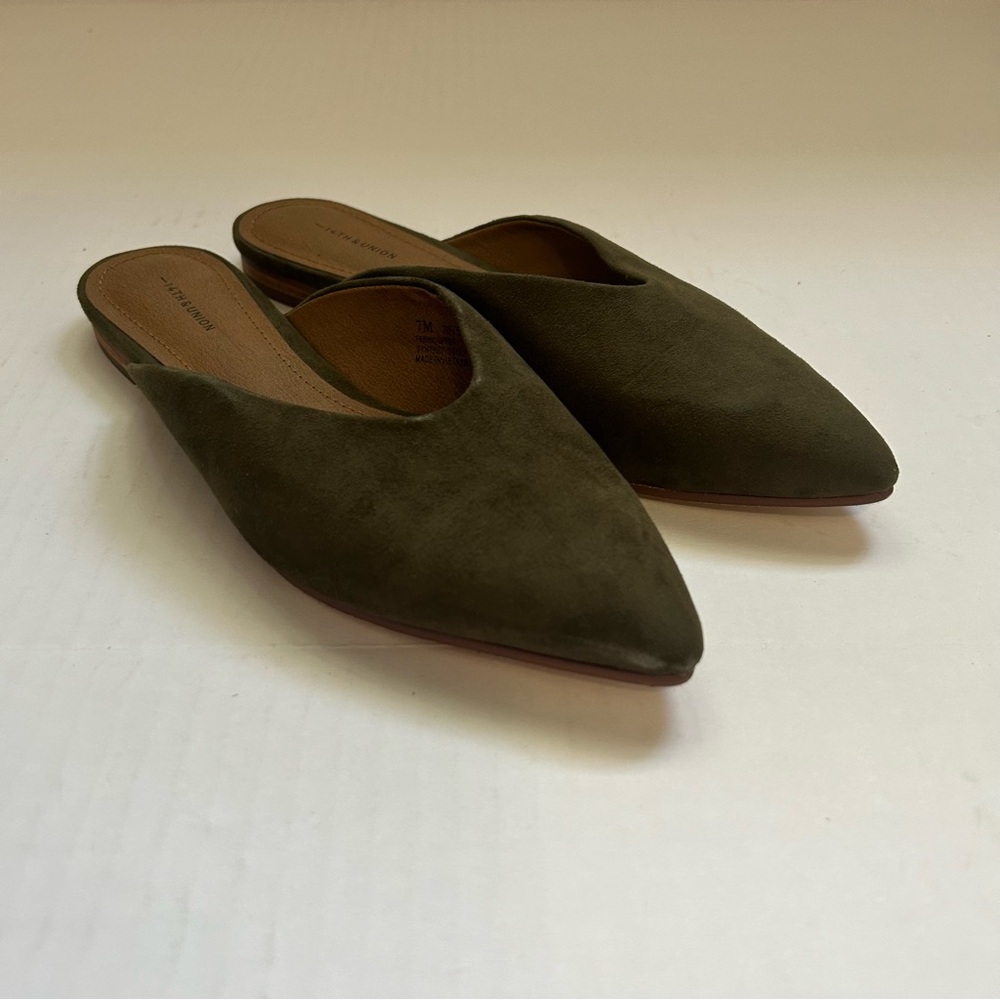 14th & Union Women's Olive Mules